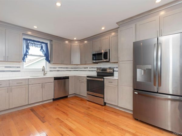 72 Edgewater Park Drive, Unit 72C, Bronx, NY 10465