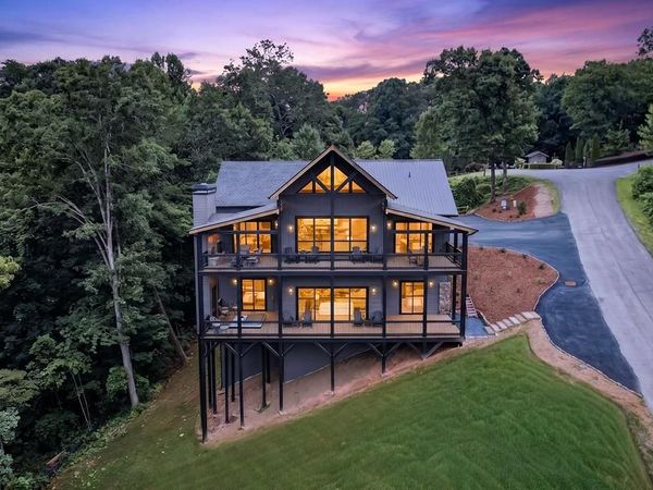 44 Staurolite Mountain Road, Blue Ridge, GA 30513