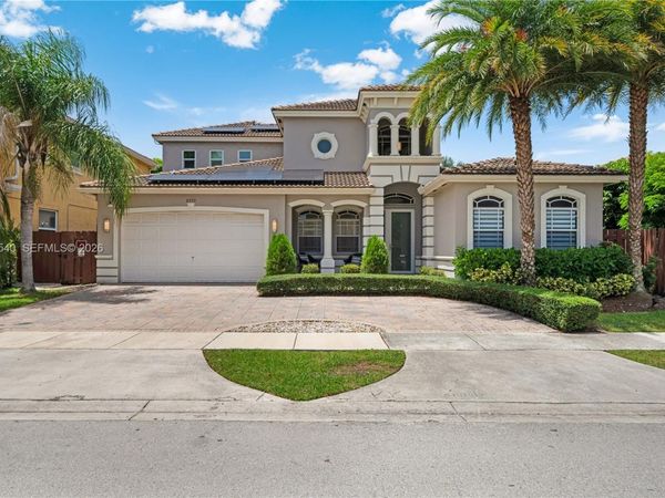 8770 SW 204th St , Cutler Bay, FL 33189