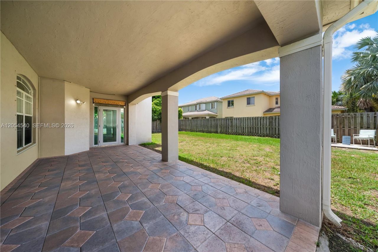 8770 SW 204th St , Cutler Bay, FL 33189 Photo