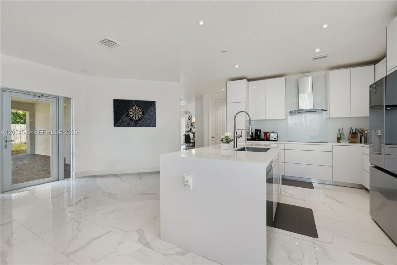8770 SW 204th St, Cutler Bay, FL 33189 Photo