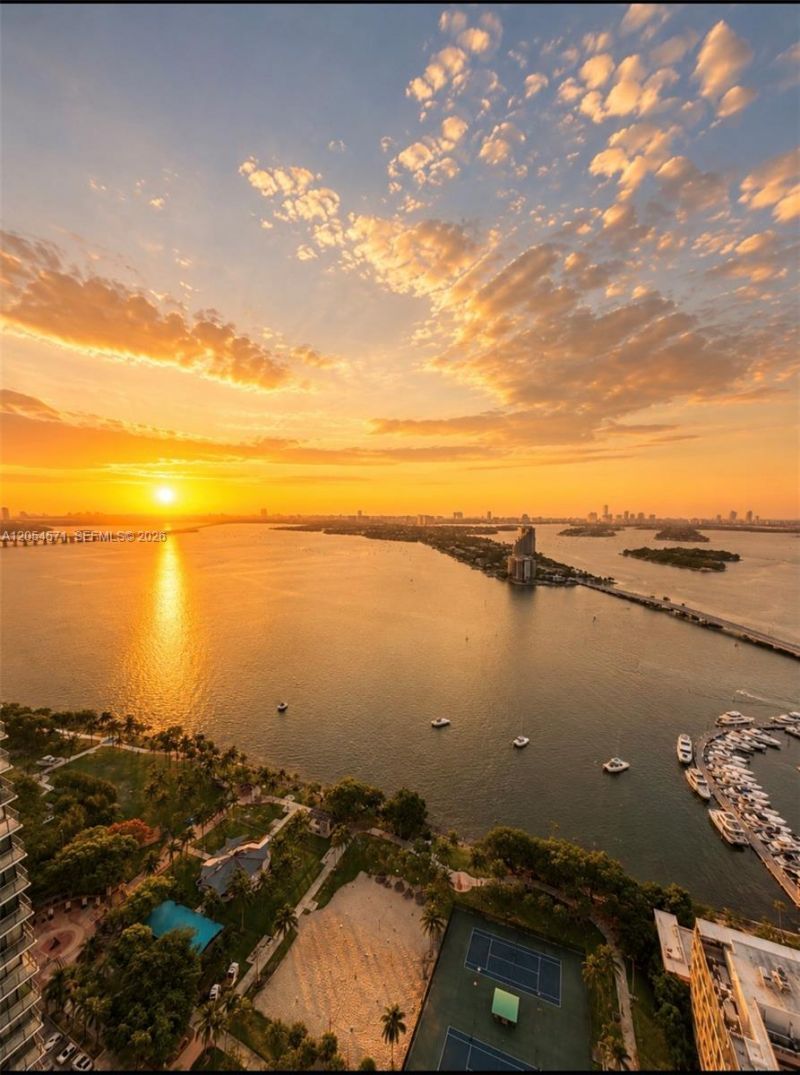 1750 N Bayshore Dr, Unit 4201, Miami, FL 33132 Photo