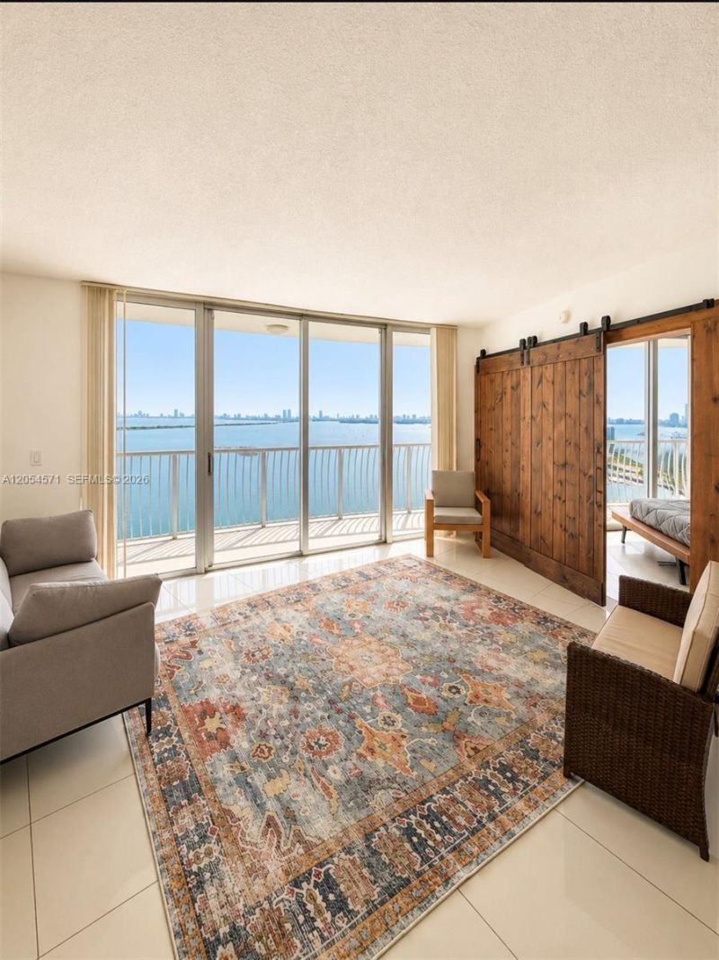 1750 N Bayshore Dr, Unit 4201, Miami, FL 33132 Photo