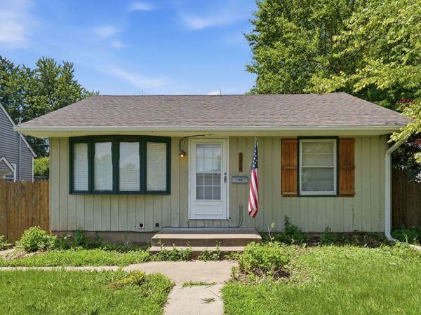 3414 Marquette Street , Davenport, IA 52806