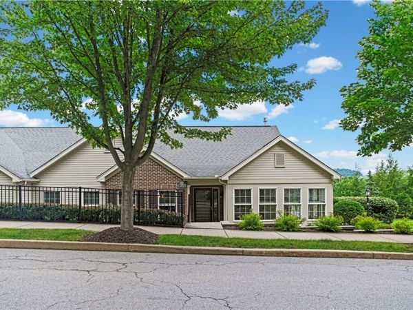 1102 Wealdstone Rd, Cranberry Twp, PA 16066