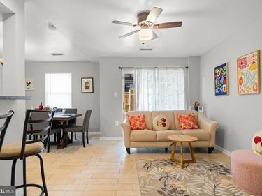 228 STEVENSON SQUARE , ALEXANDRIA, VA 22304