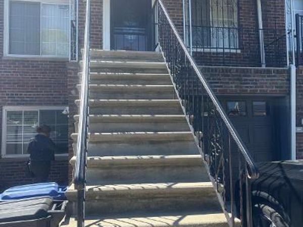 20310 Murdock Avenue , Saint Albans, NY 11412