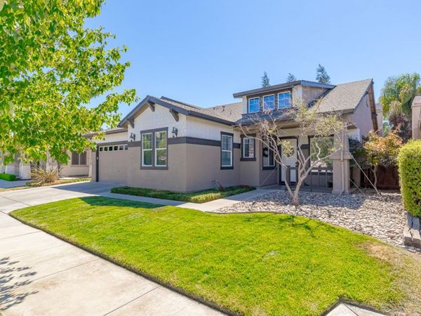 580 Old Bluff Ct, Oakdale, CA 95361