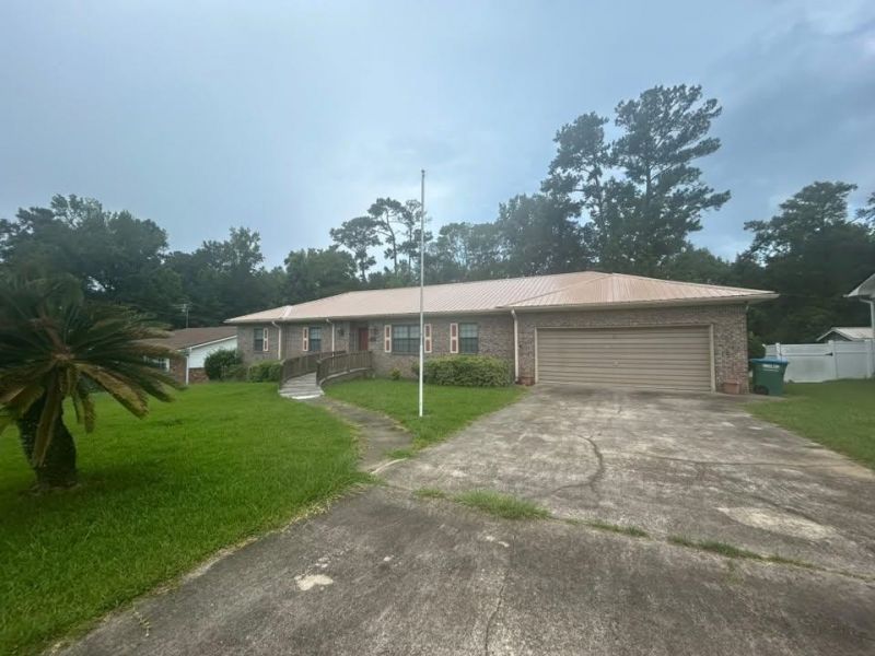 1030 Morgan Avenue , Chattahoochee, FL 32324 Photo