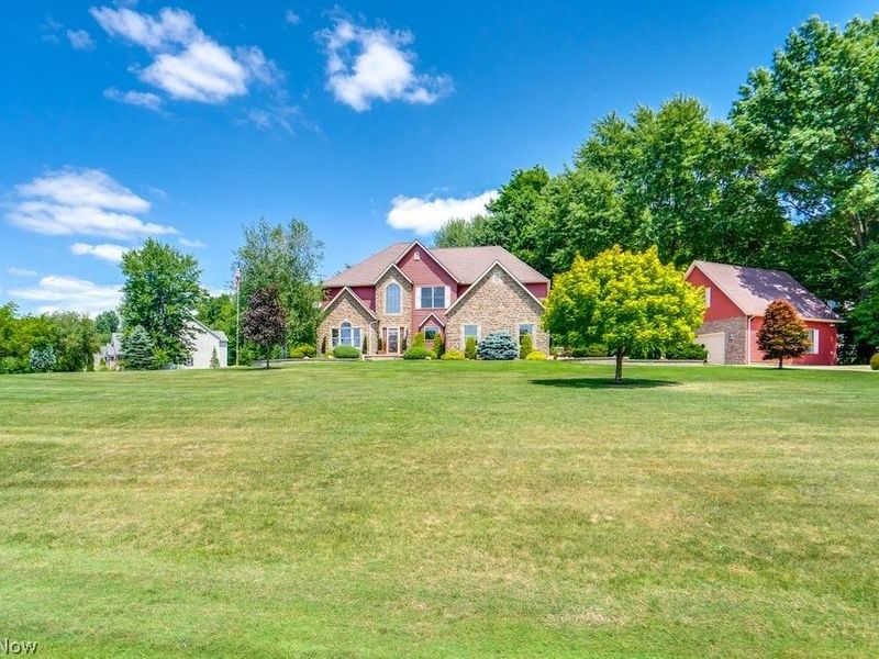 10225 Questa Court, Wadsworth, OH 44281 Photo 3