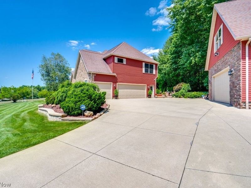 10225 Questa Court, Wadsworth, OH 44281 Photo 5