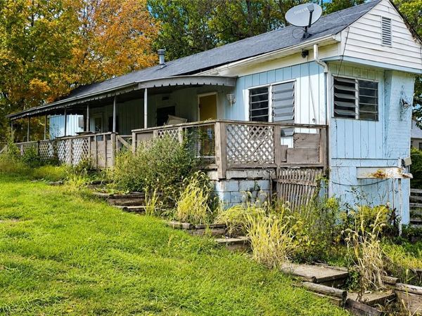 1674 Brodhead Road, Coraopolis, PA 15108