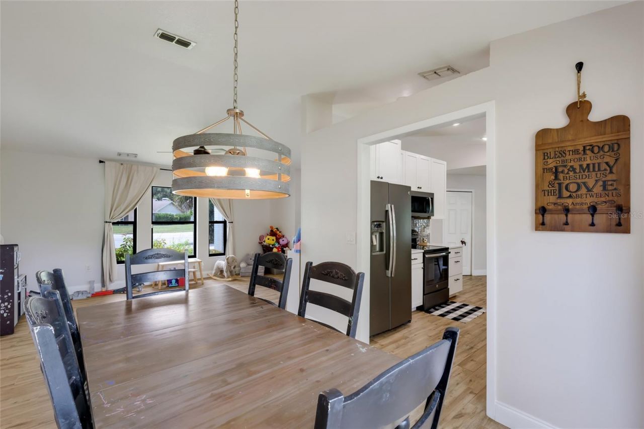 8038 56th Court E, Palmetto, FL 34221 Photo