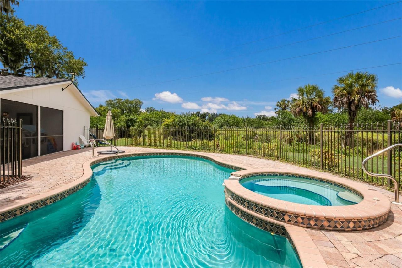 8038 56th Court E, Palmetto, FL 34221 Photo
