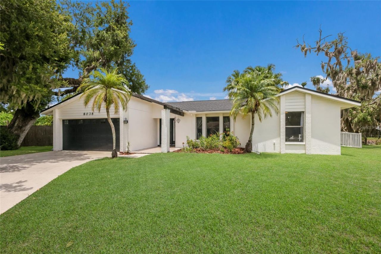 8038 56th Court E, Palmetto, FL 34221 Photo