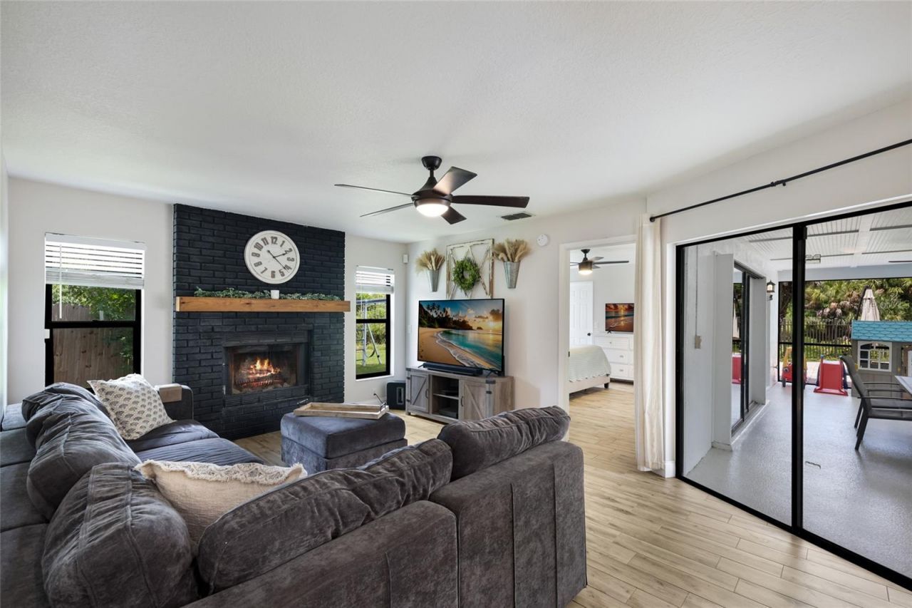 8038 56th Court E, Palmetto, FL 34221 Photo