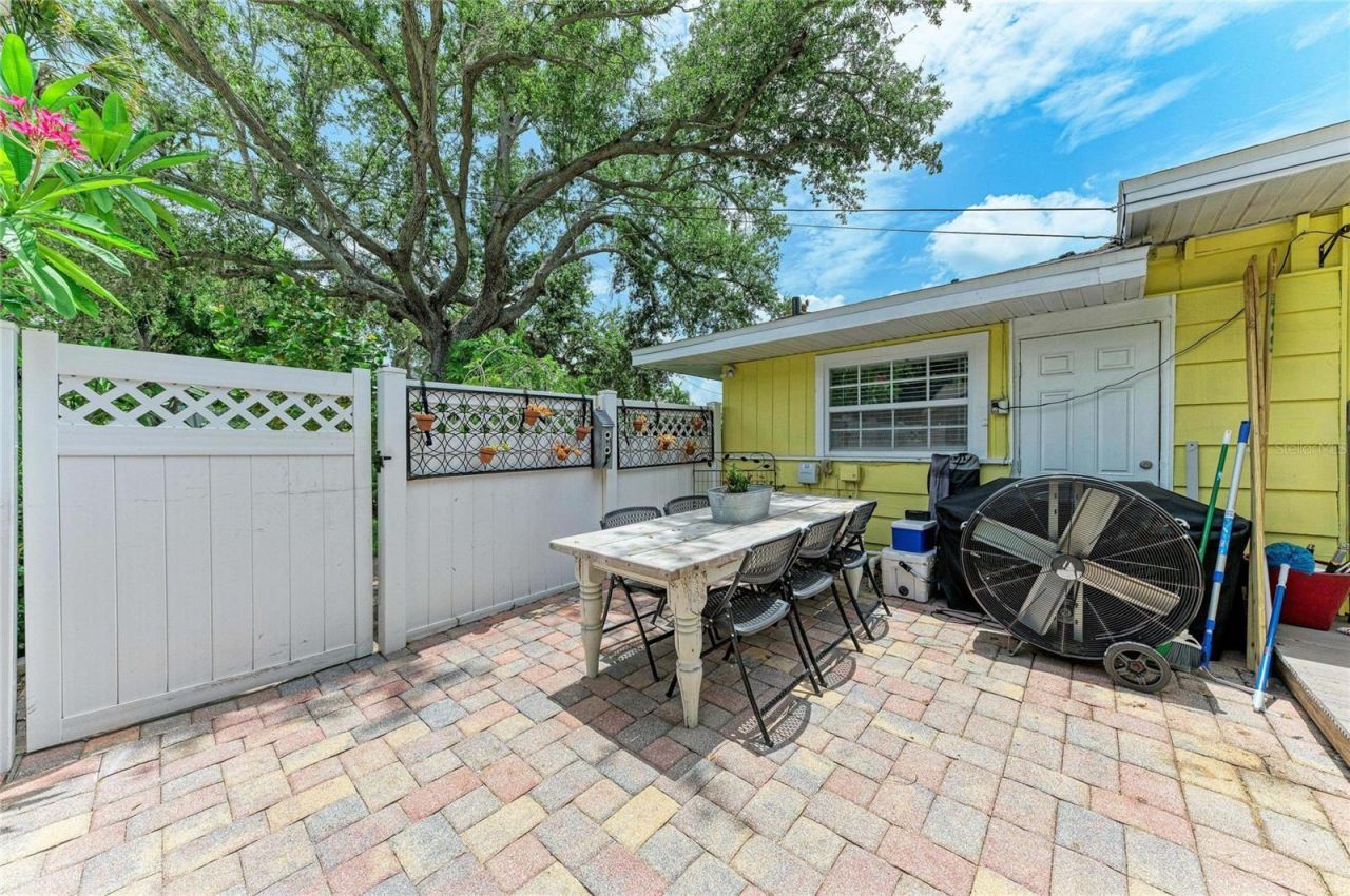 405 20th Street W, Bradenton, FL 34205 Photo