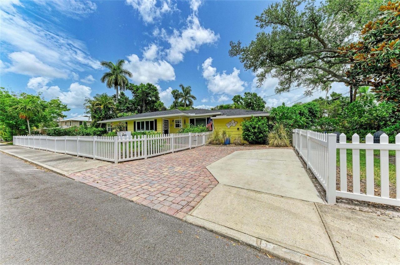 405 20th Street W, Bradenton, FL 34205 Photo