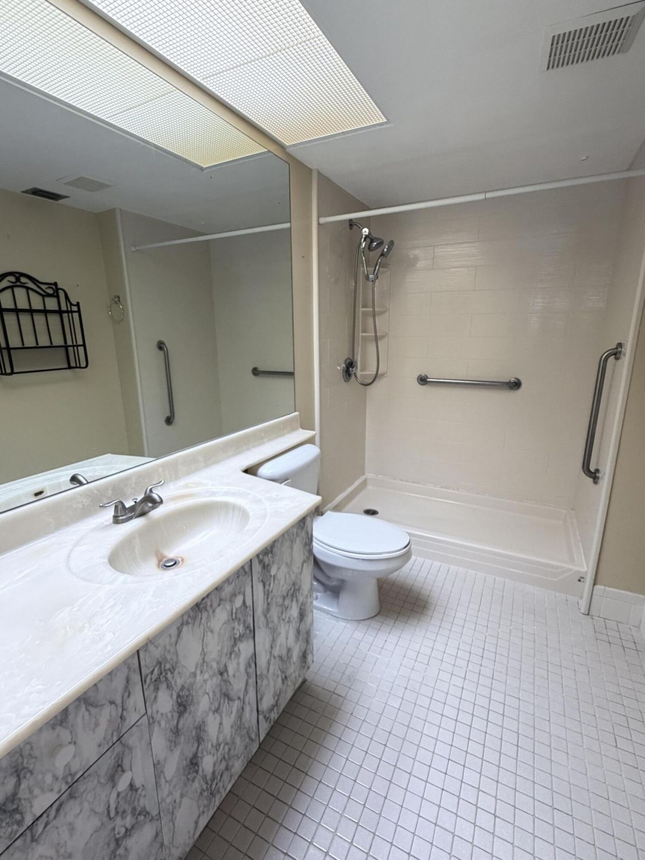 1300 SW 125th Avenue, Unit 103k, Pembroke Pines, FL 33027 Photo
