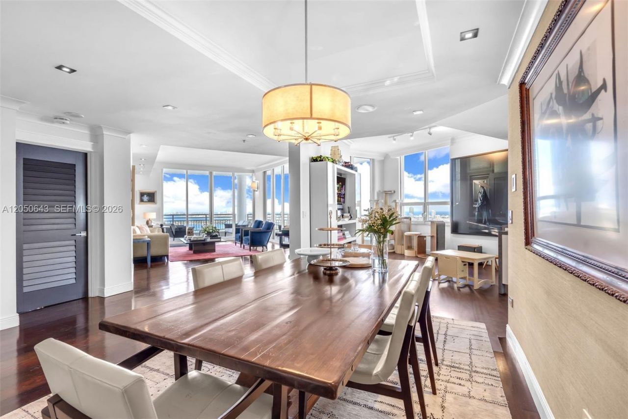 848 Brickell Key Drive , Unit LPH4401, Miami, FL 33131 Photo