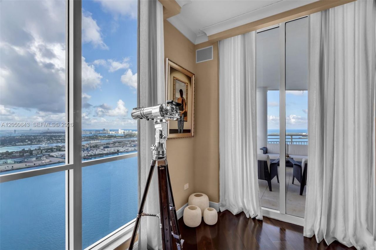 848 Brickell Key Drive , Unit LPH4401, Miami, FL 33131 Photo