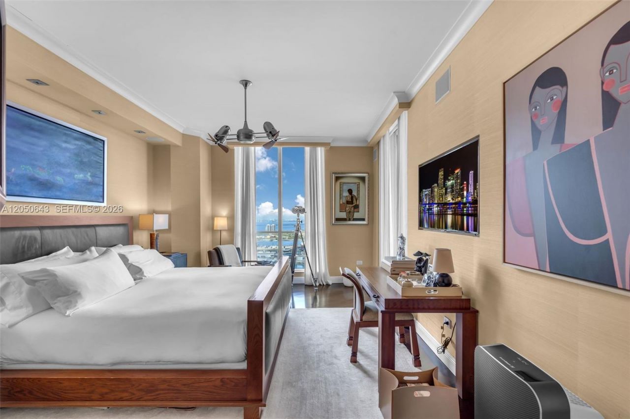 848 Brickell Key Drive , Unit LPH4401, Miami, FL 33131 Photo
