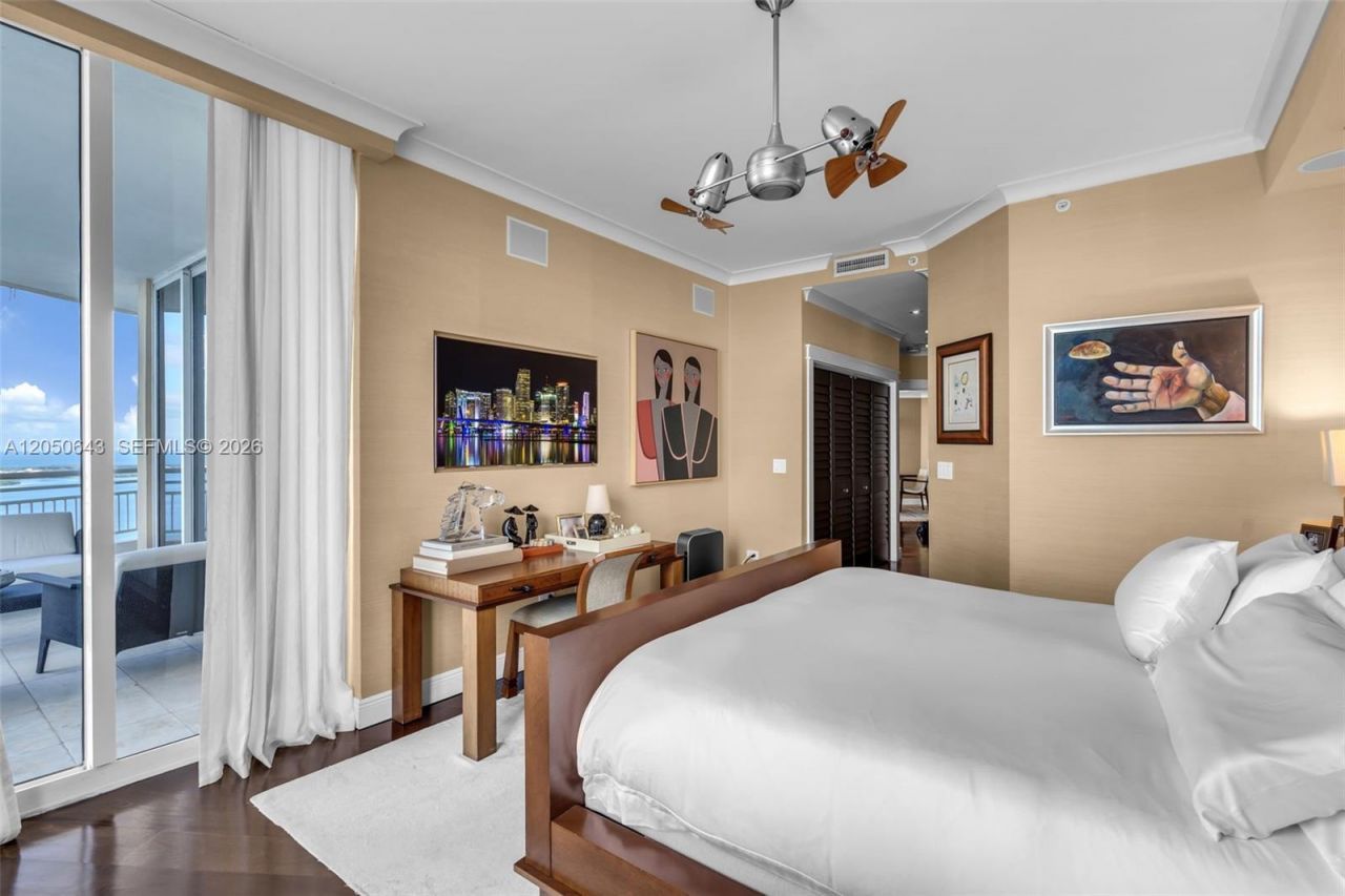 848 Brickell Key Drive , Unit LPH4401, Miami, FL 33131 Photo