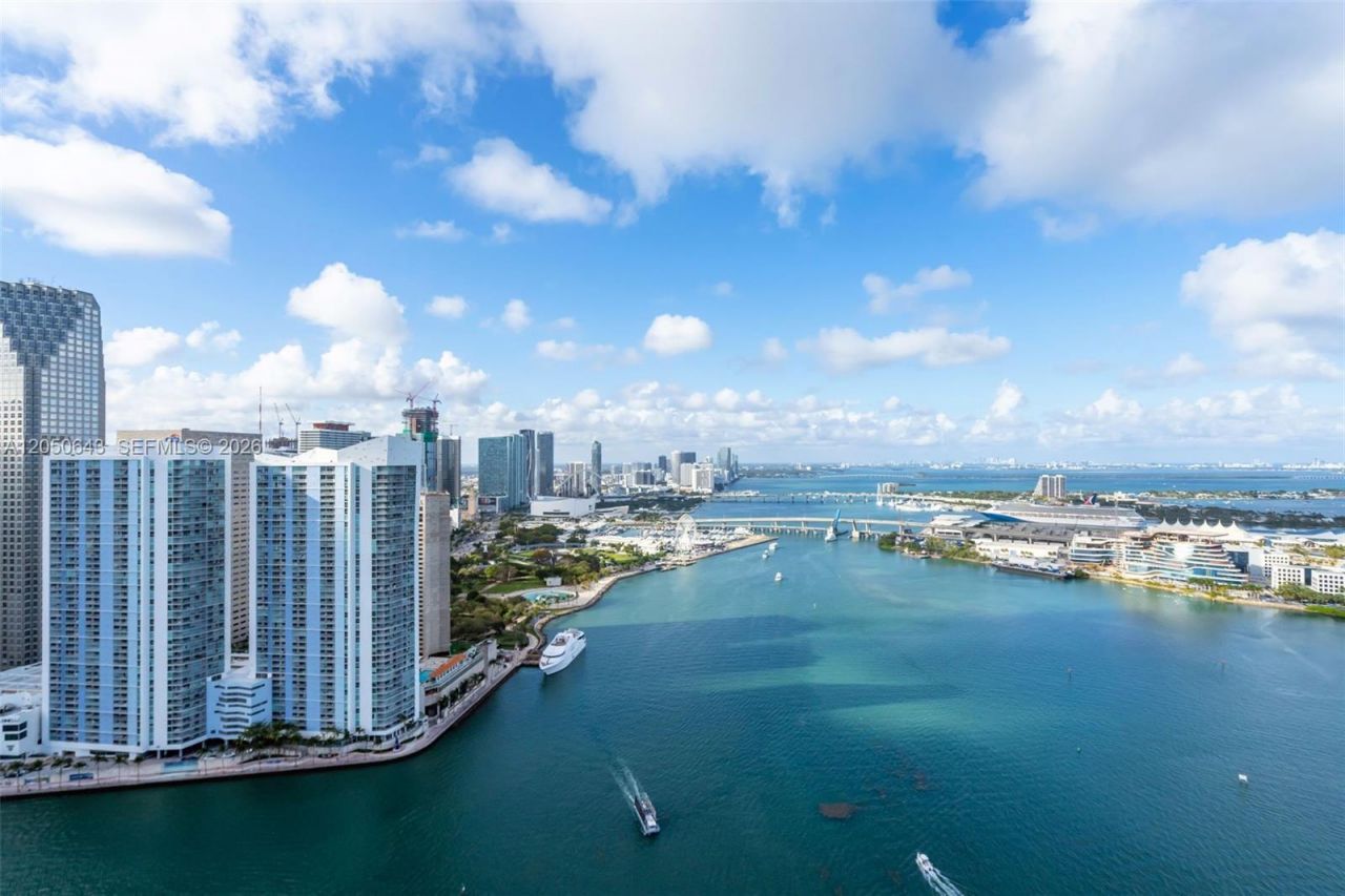 848 Brickell Key Drive , Unit LPH4401, Miami, FL 33131 Photo