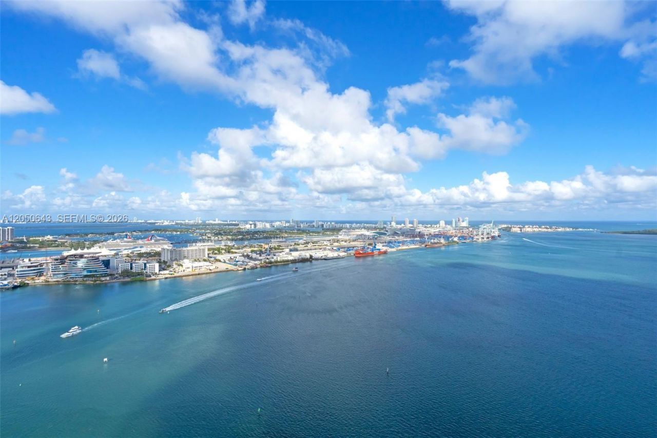 848 Brickell Key Drive , Unit LPH4401, Miami, FL 33131 Photo