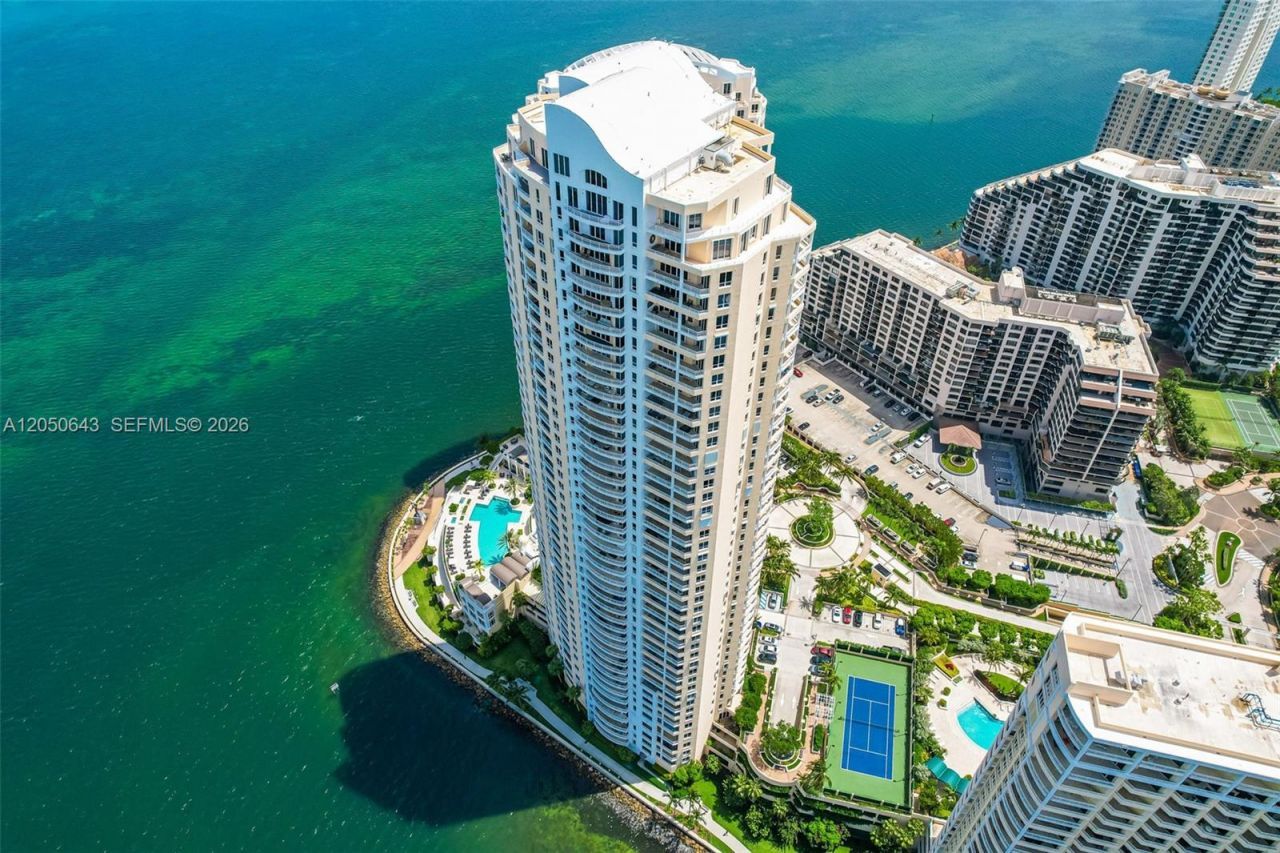 848 Brickell Key Drive , Unit LPH4401, Miami, FL 33131 Photo