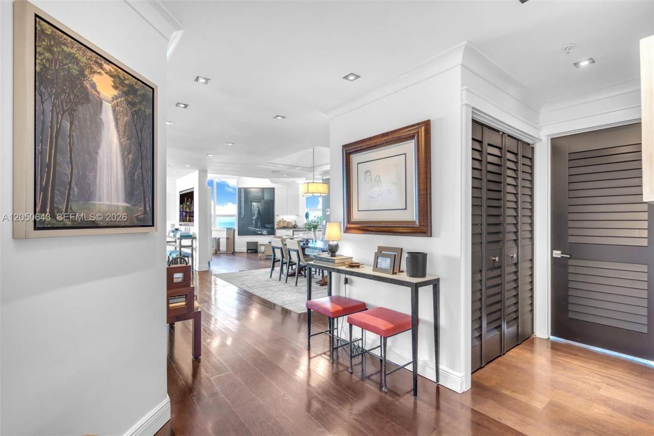 848 Brickell Key Drive , Unit LPH4401, Miami, FL 33131 Photo
