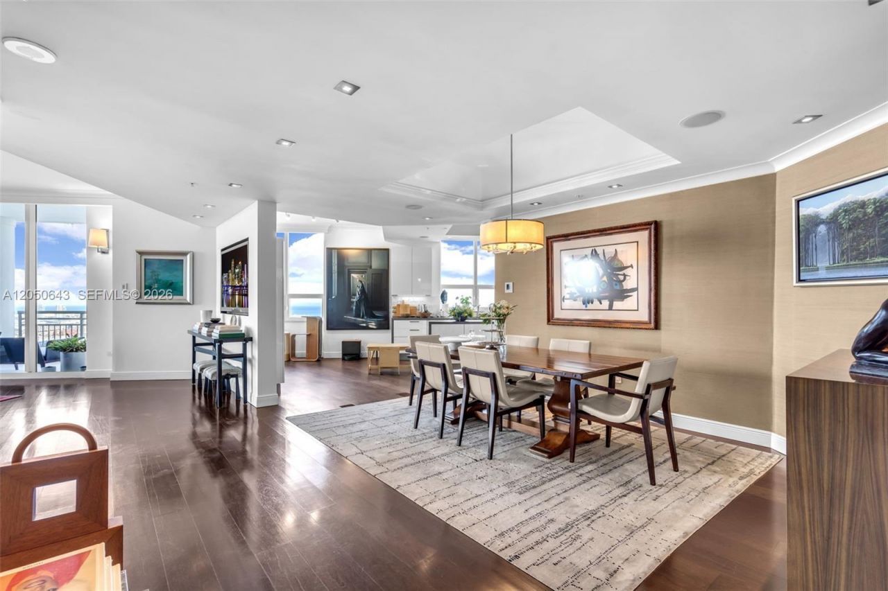 848 Brickell Key Drive , Unit LPH4401, Miami, FL 33131 Photo
