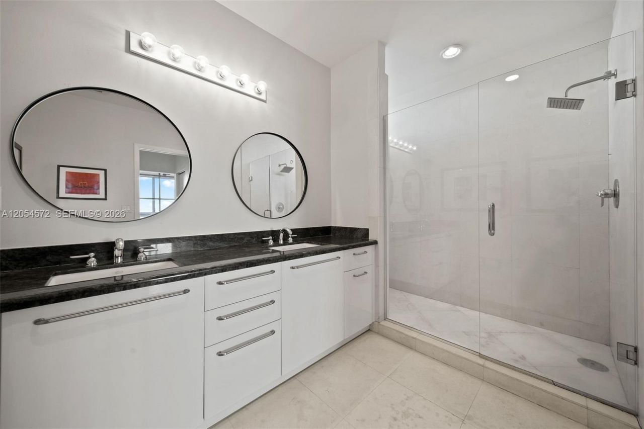7934 West Dr, Unit 803, North Bay Village, FL 33141 Photo