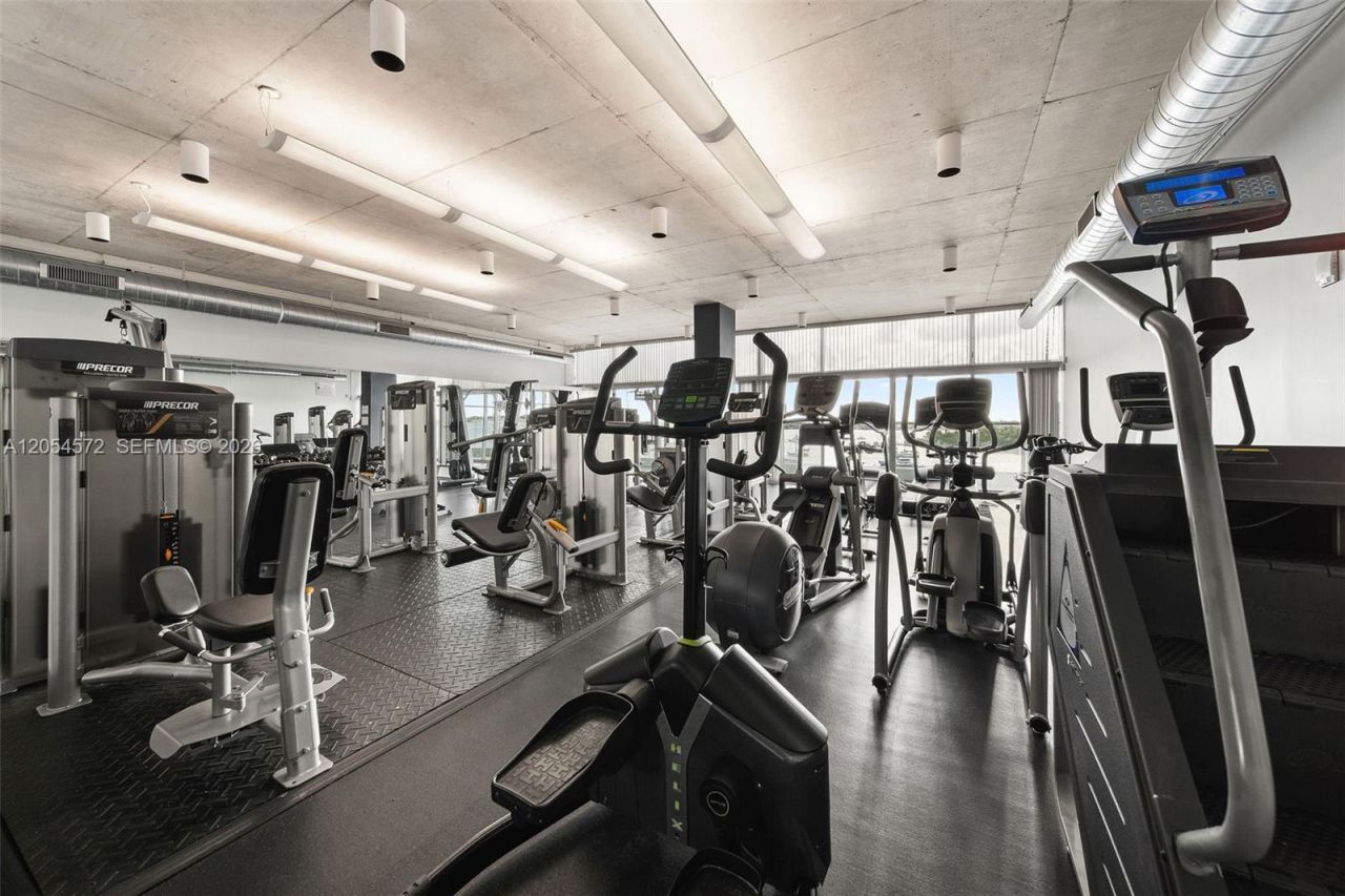 7934 West Dr, Unit 803, North Bay Village, FL 33141 Photo