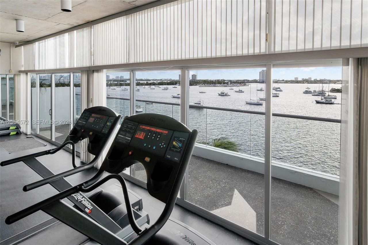 7934 West Dr, Unit 803, North Bay Village, FL 33141 Photo
