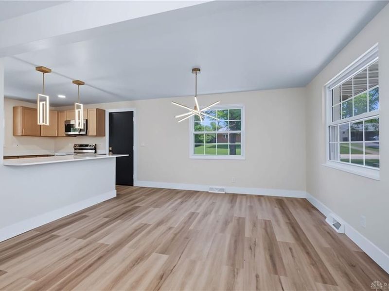 30 Lynn Rae Circle, Centerville, OH 45458 Photo 9