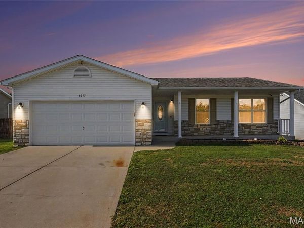 6017 Cross Pointe Drive, Cedar Hill, MO 63016