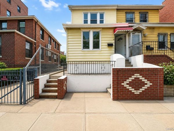 4043 69th Street, Woodside, NY 11377