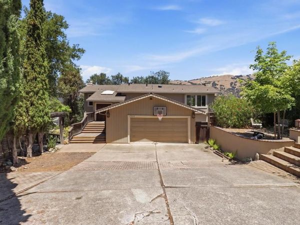 17200 Copper Hill Drive, Morgan Hill, CA 95037