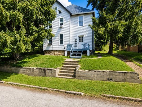 1041 4th Avenue, Freedom, PA 15042