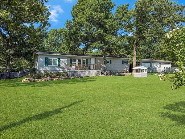 25072 Lynx Lane, Warsaw, MO 65355