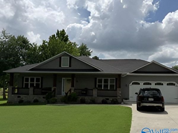 2265 Oak Drive, Boaz, AL 35956