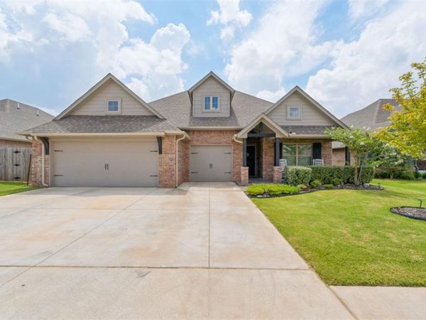 19012 Grove Parkway, Edmond, OK 73012