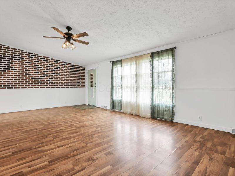 9029 Drums Bottom Road NE, Thornville, OH 43076 Photo 6
