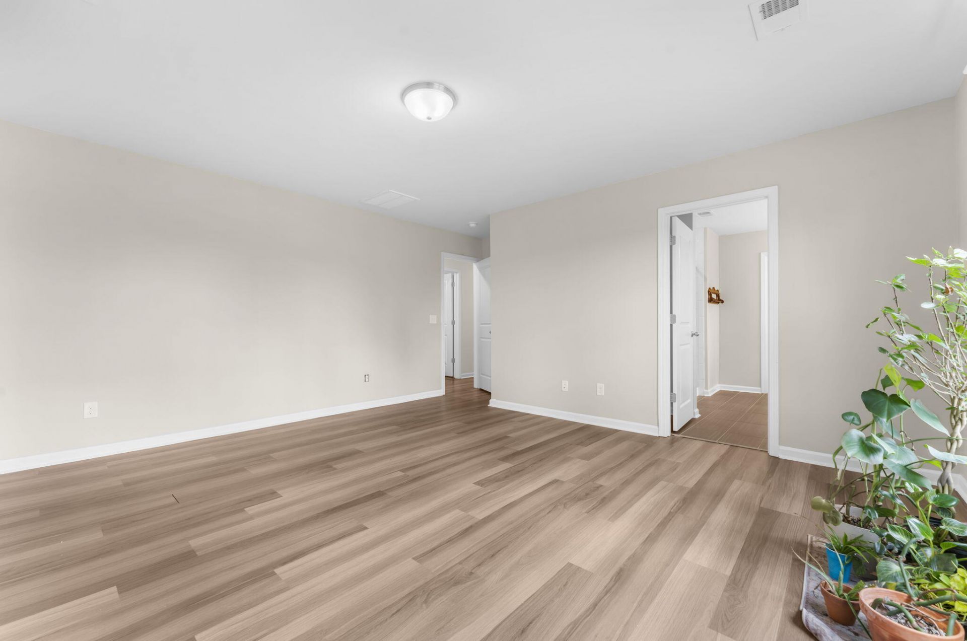 159 Lucca Drive Photo 16