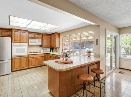6825 Westmore Way, Carmichael, CA 95608 Photo