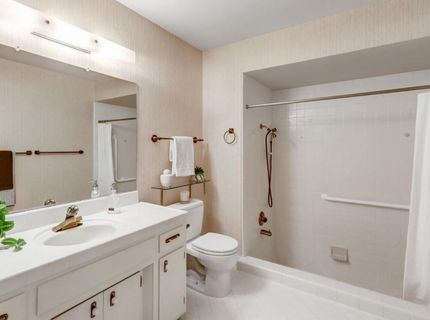 6825 Westmore Way, Carmichael, CA 95608 Photo