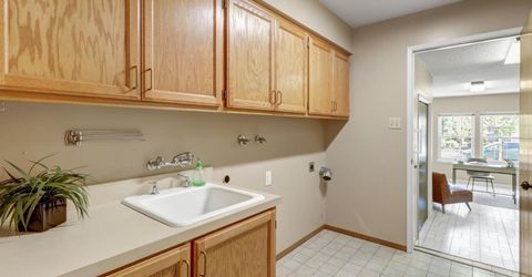 6825 Westmore Way, Carmichael, CA 95608 Photo