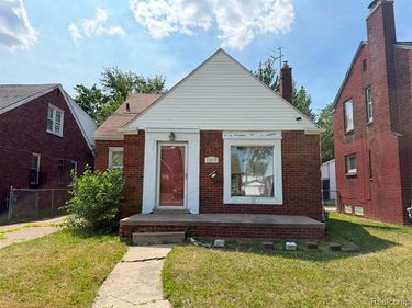 19675 Packard Street, Detroit, MI 48234