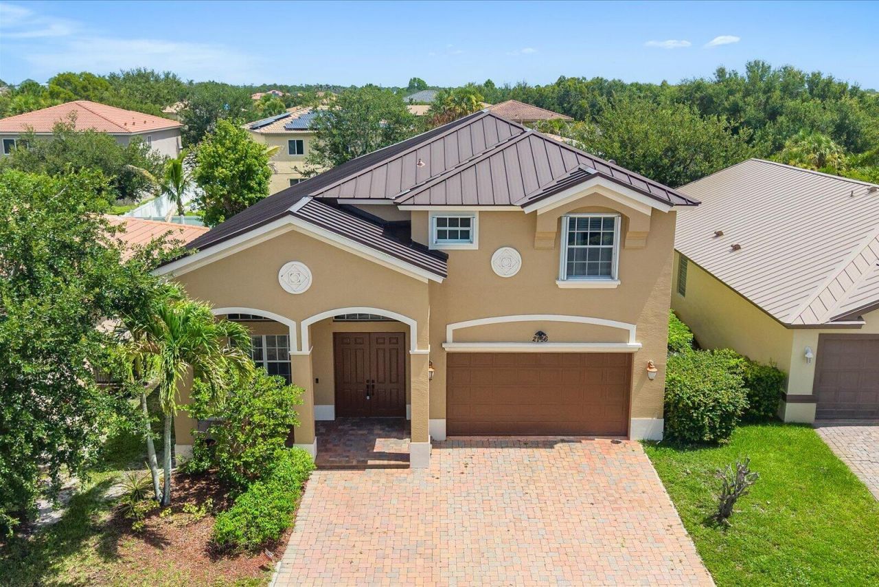 2166 SW Newport Isles Boulevard, Port Saint Lucie, FL 34953 Photo
